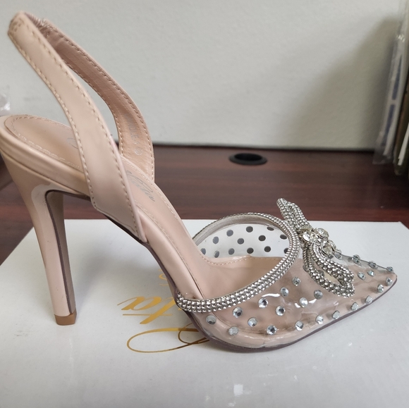 Heel - Picture 4 of 4